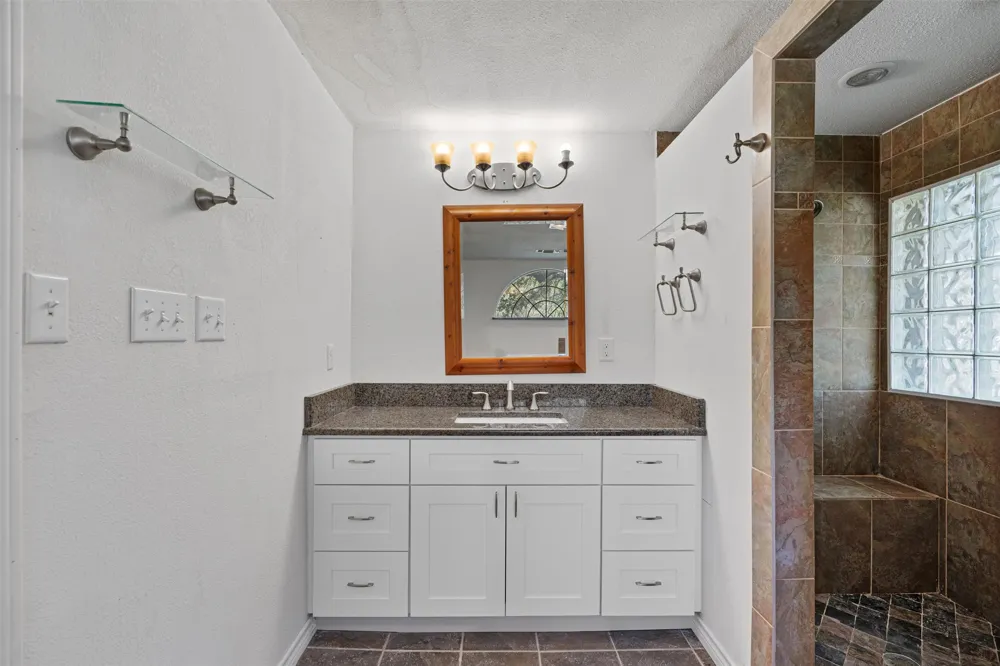 601 Deertrail Drive San Marcos, TX 78666