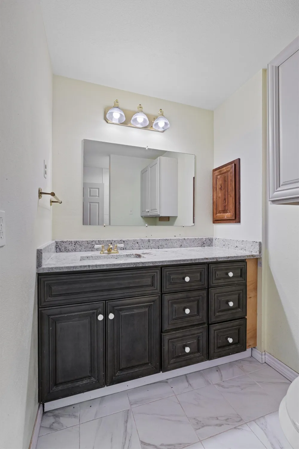 601 Deertrail Drive San Marcos, TX 78666