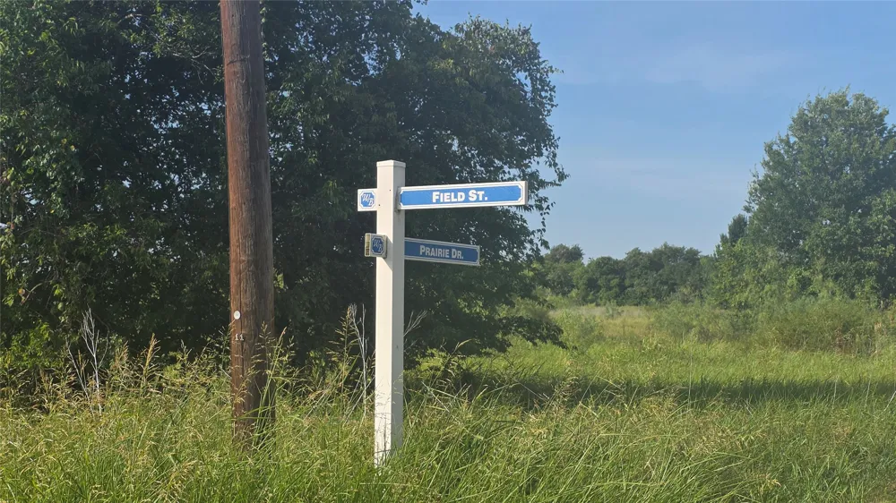 23039 Prairie Drive Whitney, TX 76692
