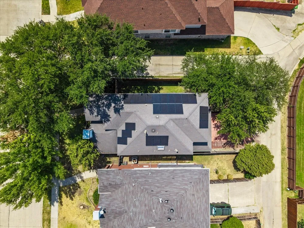 2203 Meadowstone Drive Carrollton, TX 75006