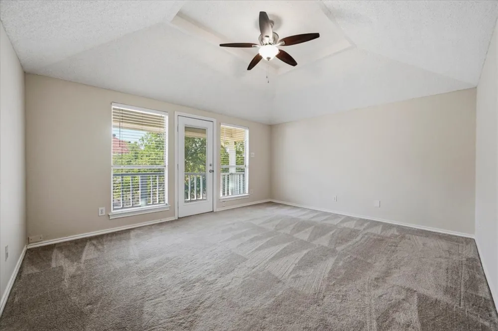 2203 Meadowstone Drive Carrollton, TX 75006