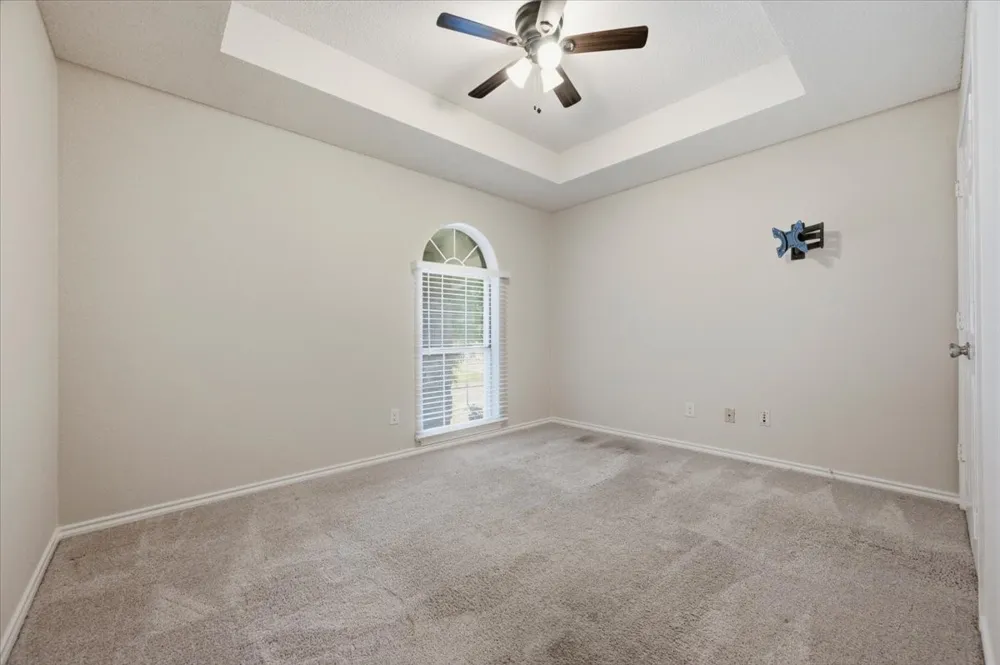 2203 Meadowstone Drive Carrollton, TX 75006