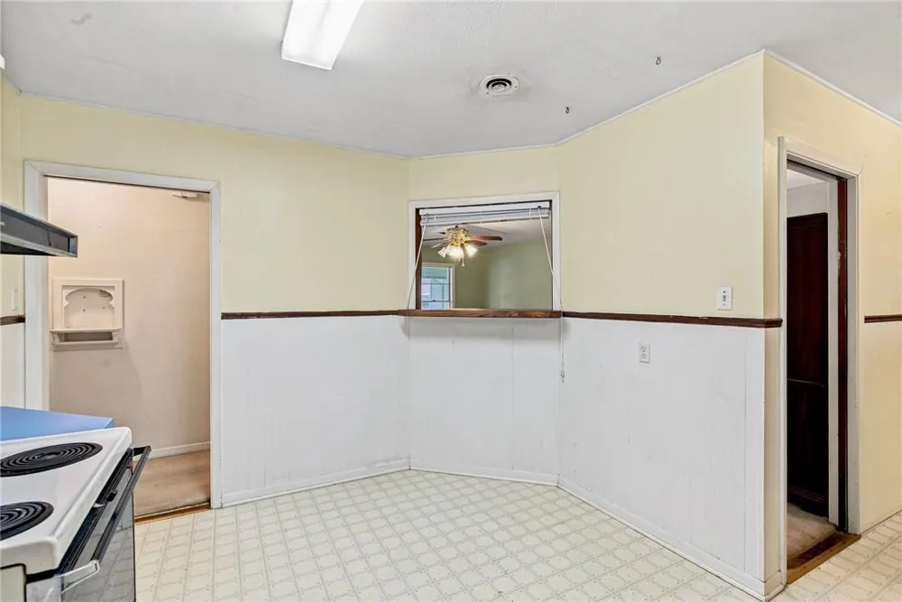 2302 E Rosebud Avenue Victoria, TX 77901