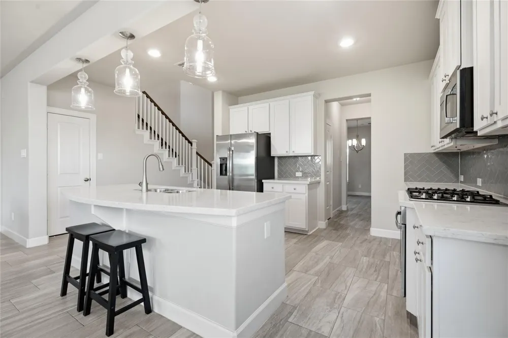 1717 Oakdale Mist Drive Dickinson, TX 77539