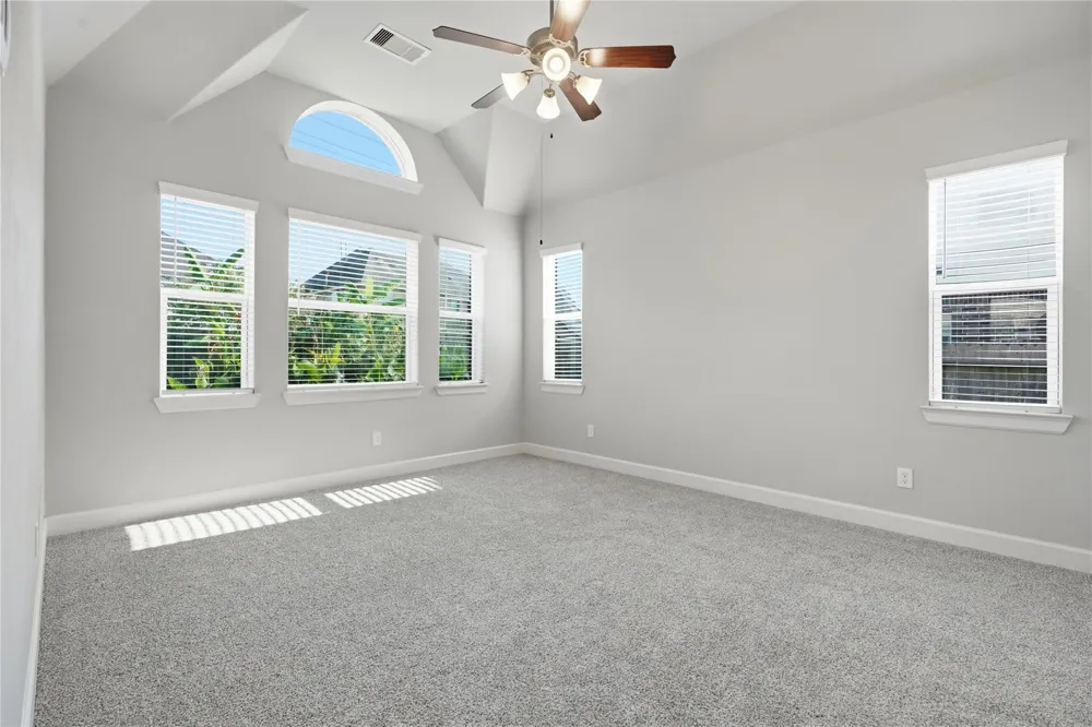 1717 Oakdale Mist Drive Dickinson, TX 77539