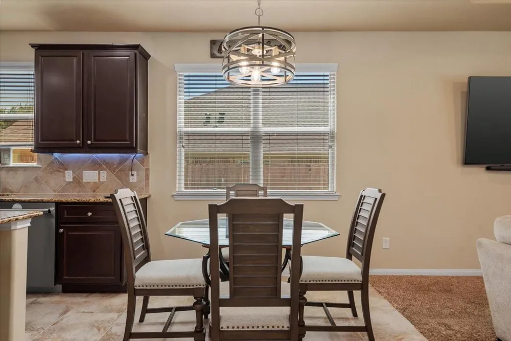 3726 Whisper Walk Montgomery, TX 77356