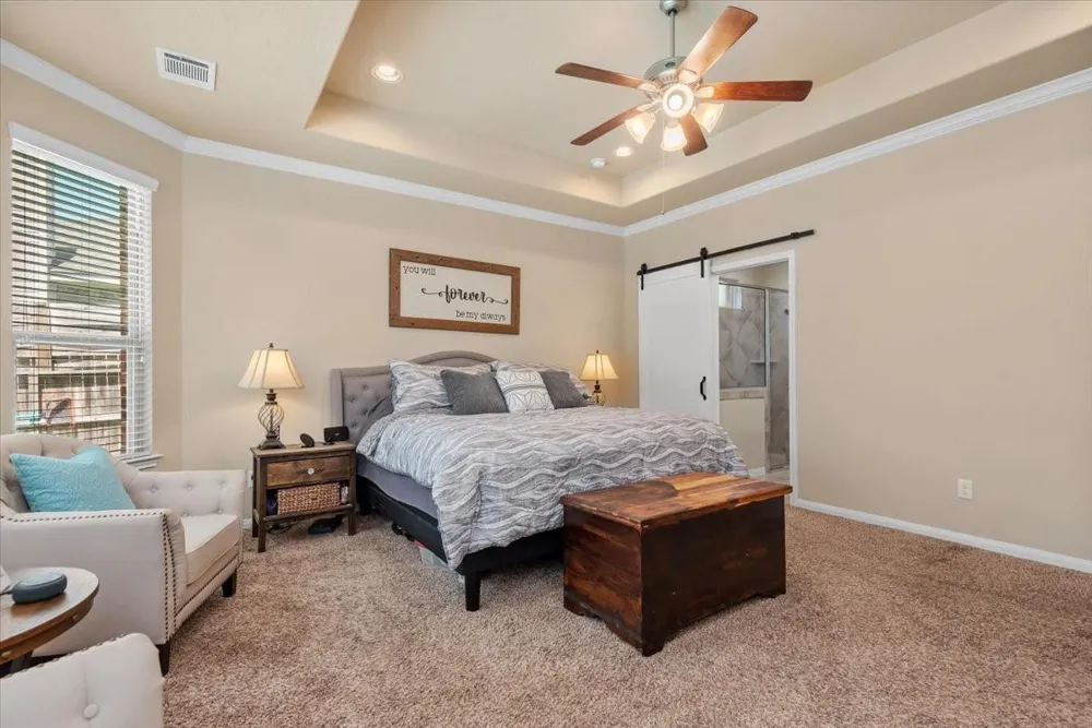 3726 Whisper Walk Montgomery, TX 77356