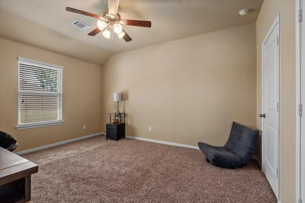 3726 Whisper Walk Montgomery, TX 77356