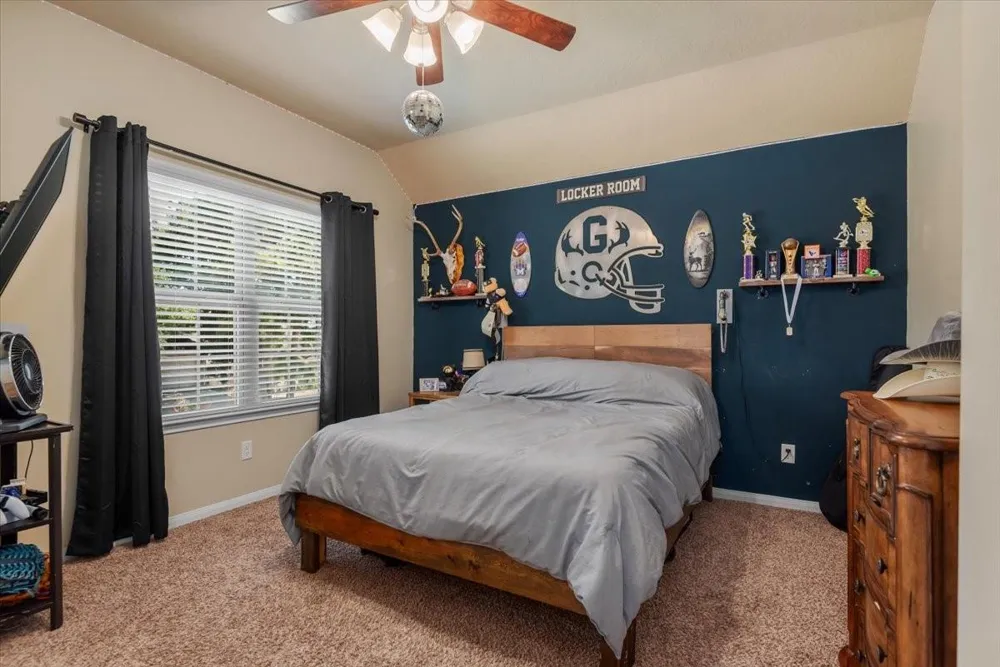 3726 Whisper Walk Montgomery, TX 77356