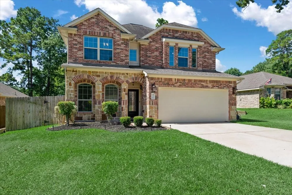 3726 Whisper Walk Montgomery, TX 77356