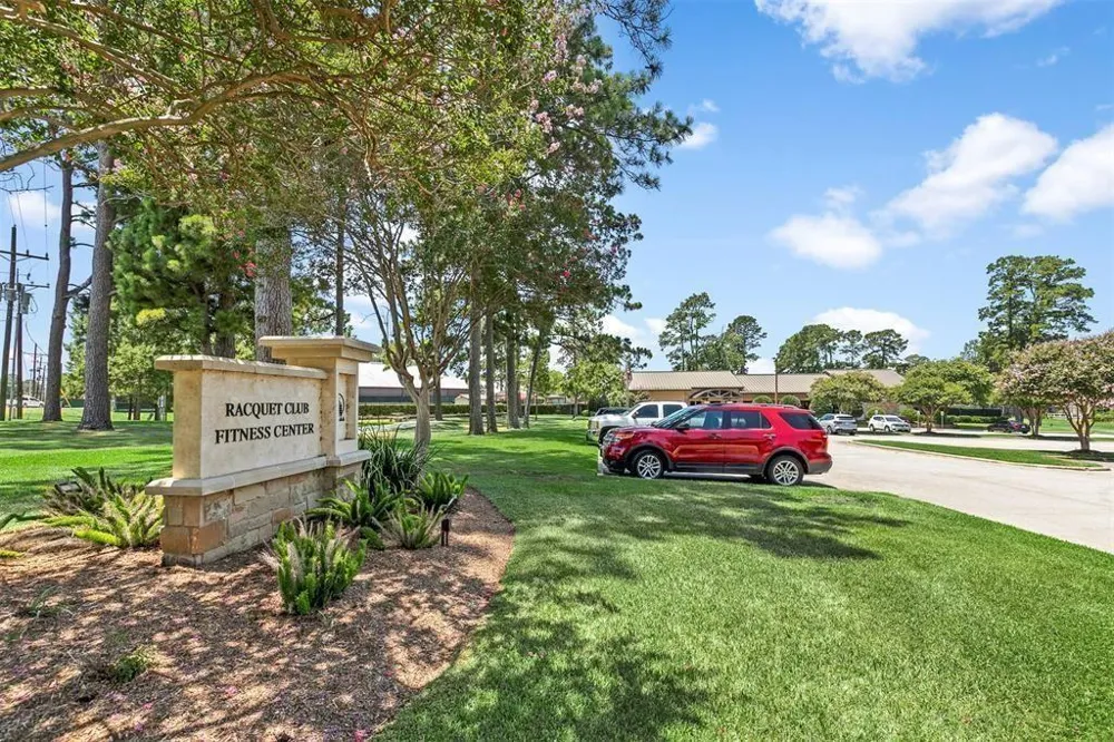 3726 Whisper Walk Montgomery, TX 77356