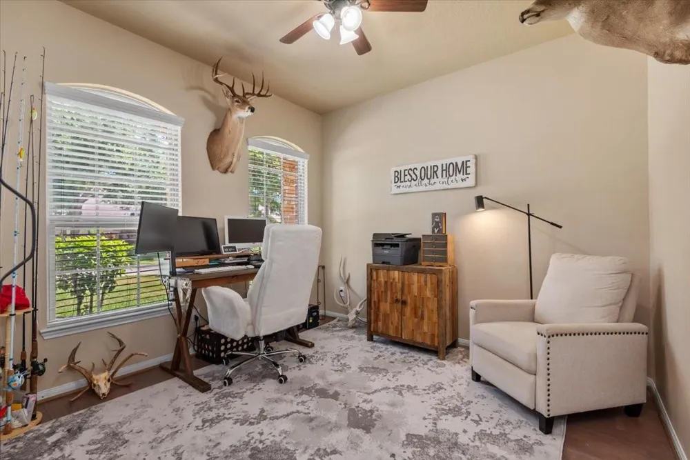 3726 Whisper Walk Montgomery, TX 77356