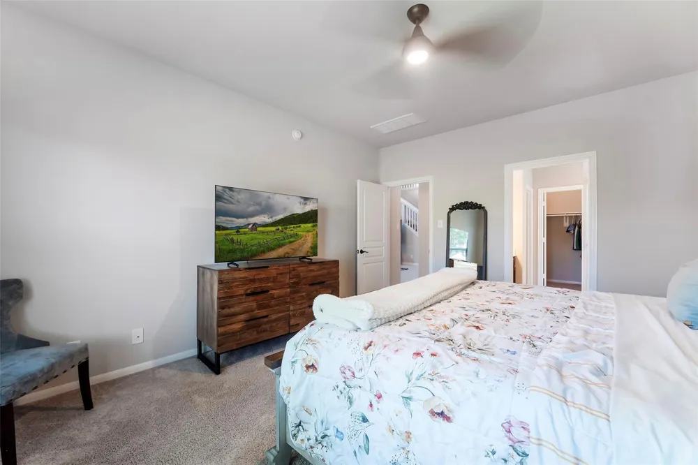 2073 Lepper Street Alvin, TX 77511