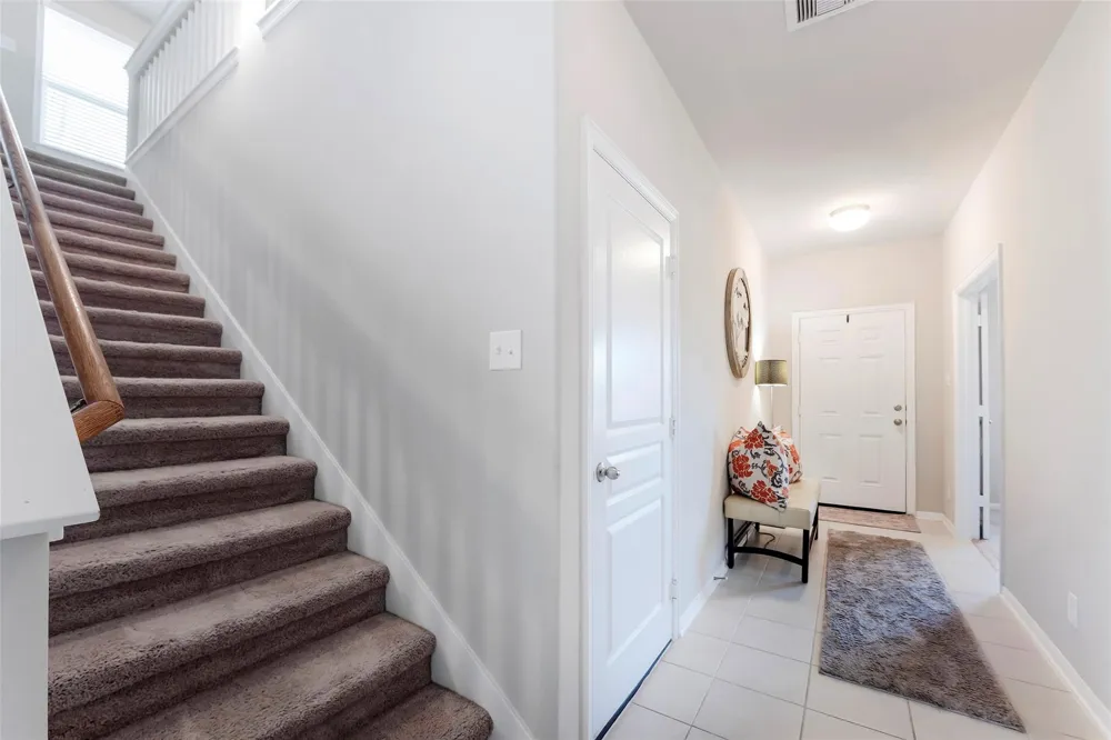 2073 Lepper Street Alvin, TX 77511