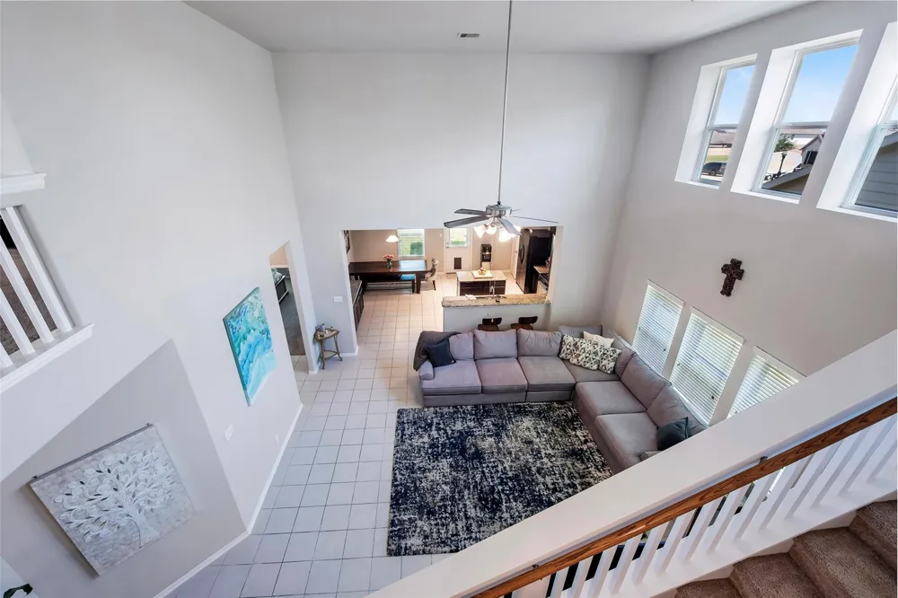 2073 Lepper Street Alvin, TX 77511