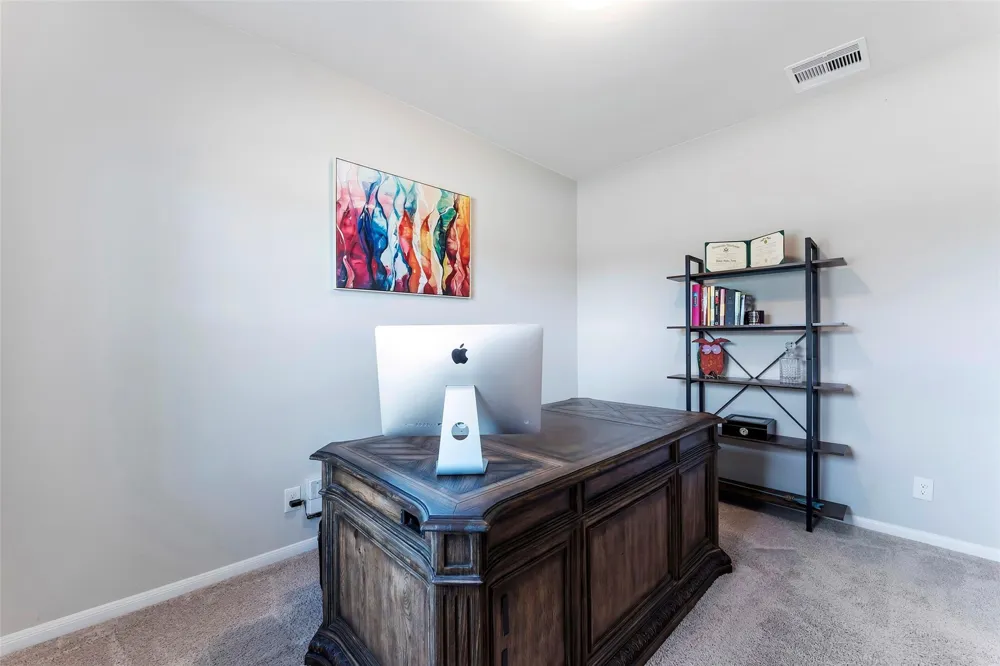 2073 Lepper Street Alvin, TX 77511