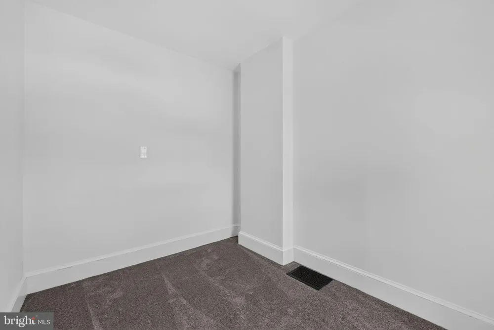 156 E CUMBERLAND ROAD Enola, PA 17025