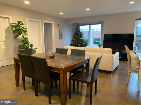 1701 SOUTH STREET #9