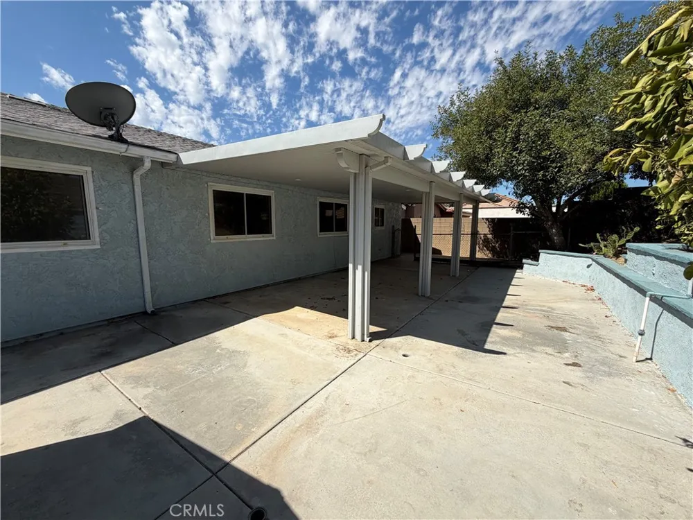 3314 20th Highland, CA 92346
