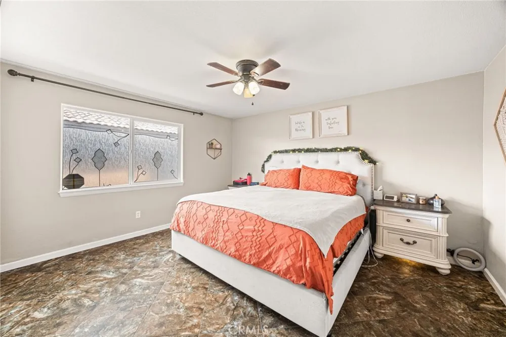 9588 Mountain Pine Court Phelan, CA 92371