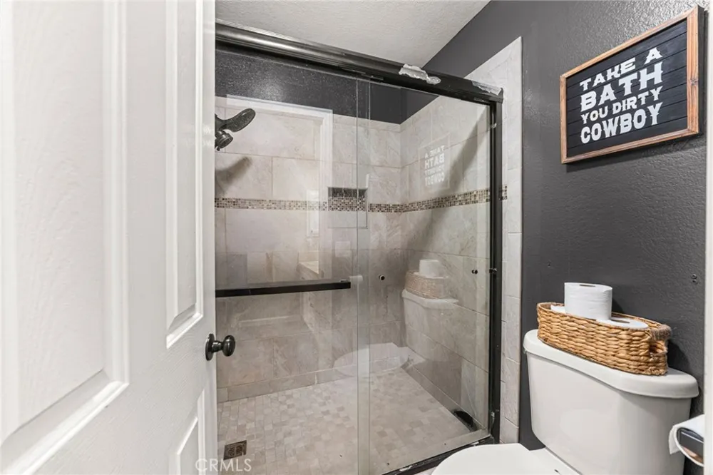 9588 Mountain Pine Court Phelan, CA 92371