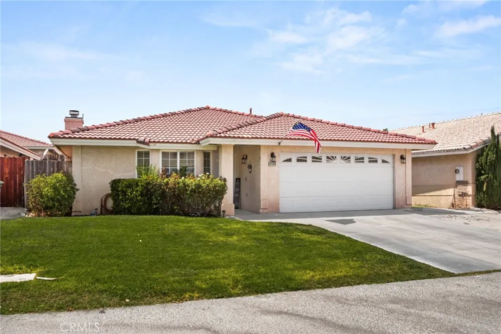 9588 Mountain Pine Court Phelan, CA 92371