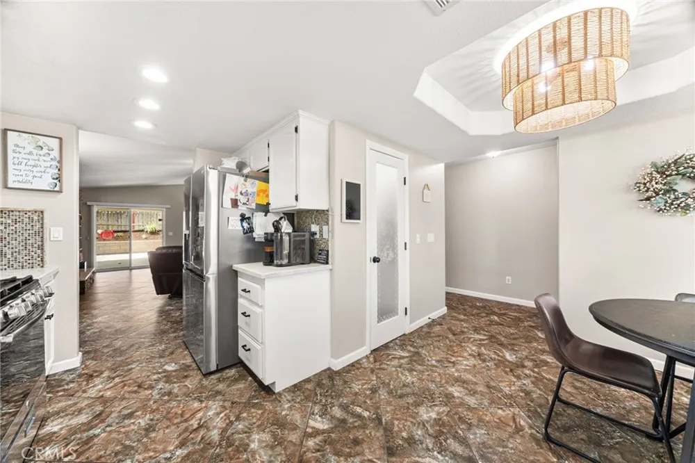 9588 Mountain Pine Court Phelan, CA 92371