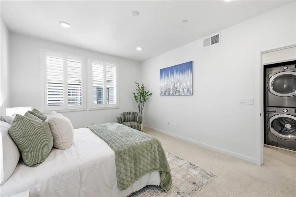 1463 Lavender Loop Milpitas, CA 95035