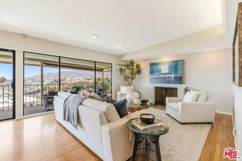 17866 Tramonto Drive Pacific Palisades, CA 90272