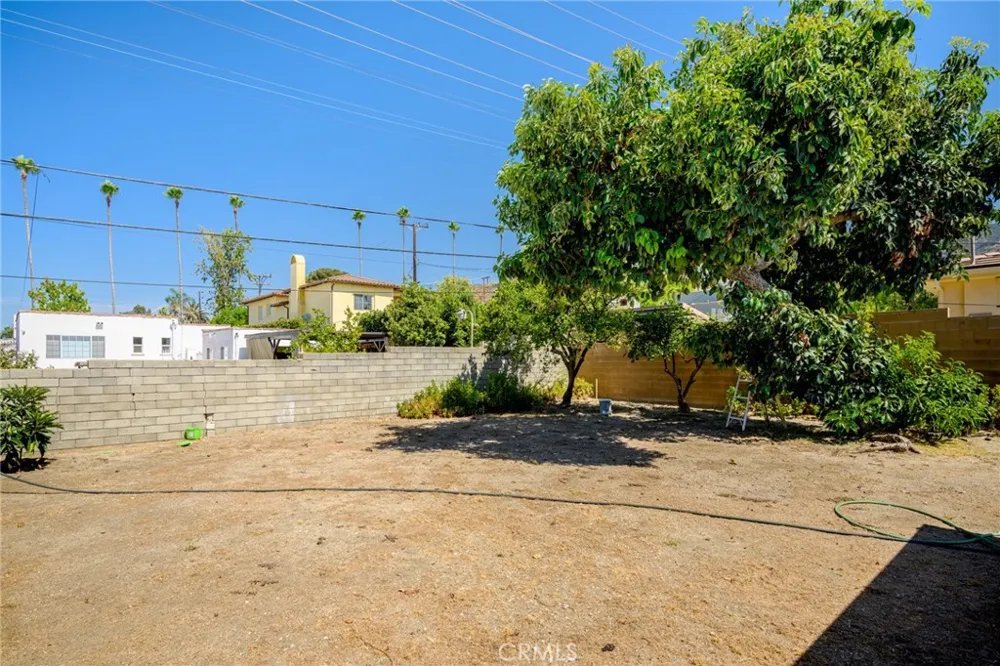 1365 Winchester Avenue Glendale, CA 91201