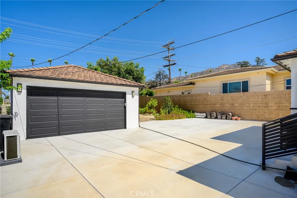 1365 Winchester Avenue Glendale, CA 91201