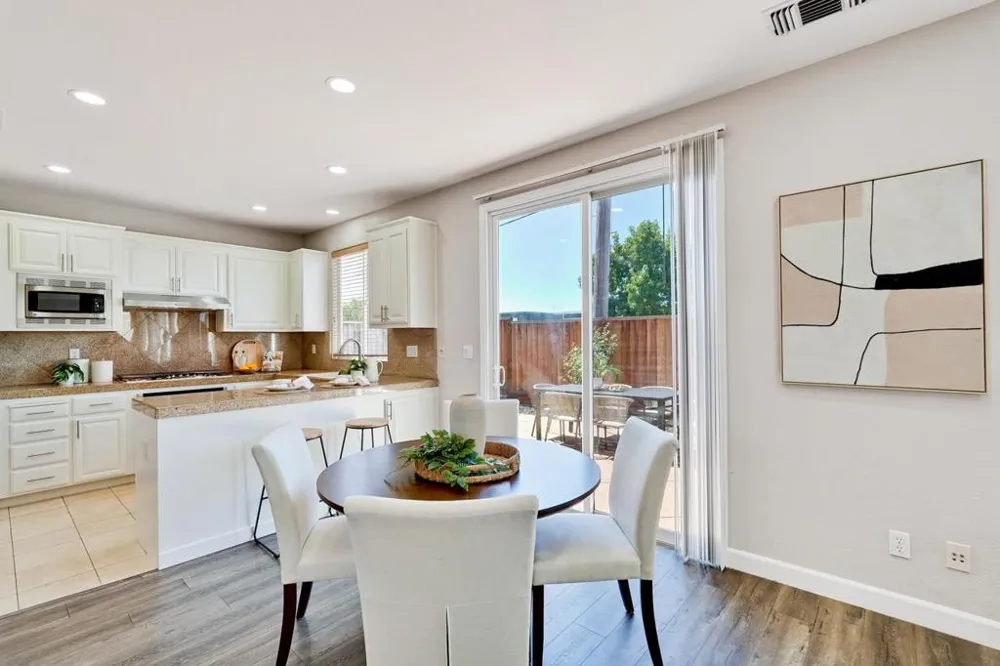 1233 Arabelle Way San Jose, CA 95132