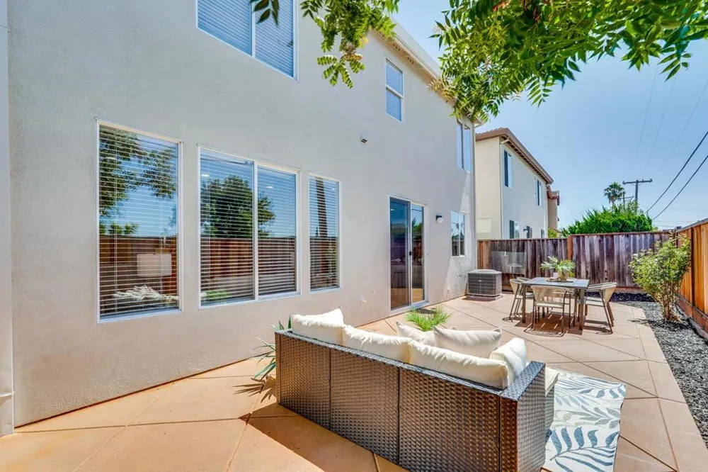 1233 Arabelle Way San Jose, CA 95132