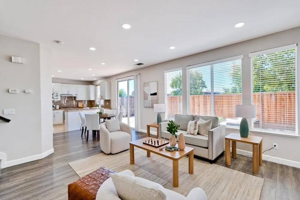 1233 Arabelle Way San Jose, CA 95132