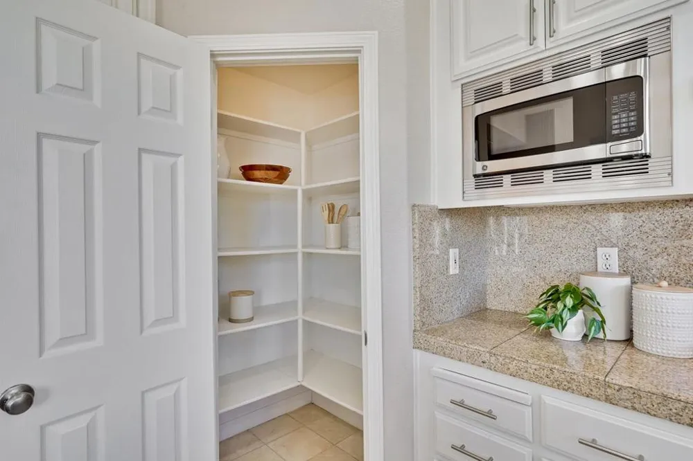 1233 Arabelle Way San Jose, CA 95132