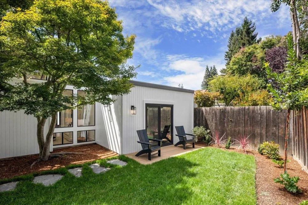 128 Promethean Way Mountain View, CA 94043