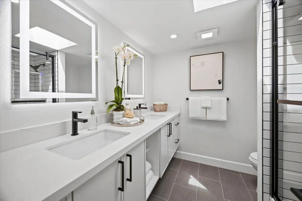 128 Promethean Way Mountain View, CA 94043