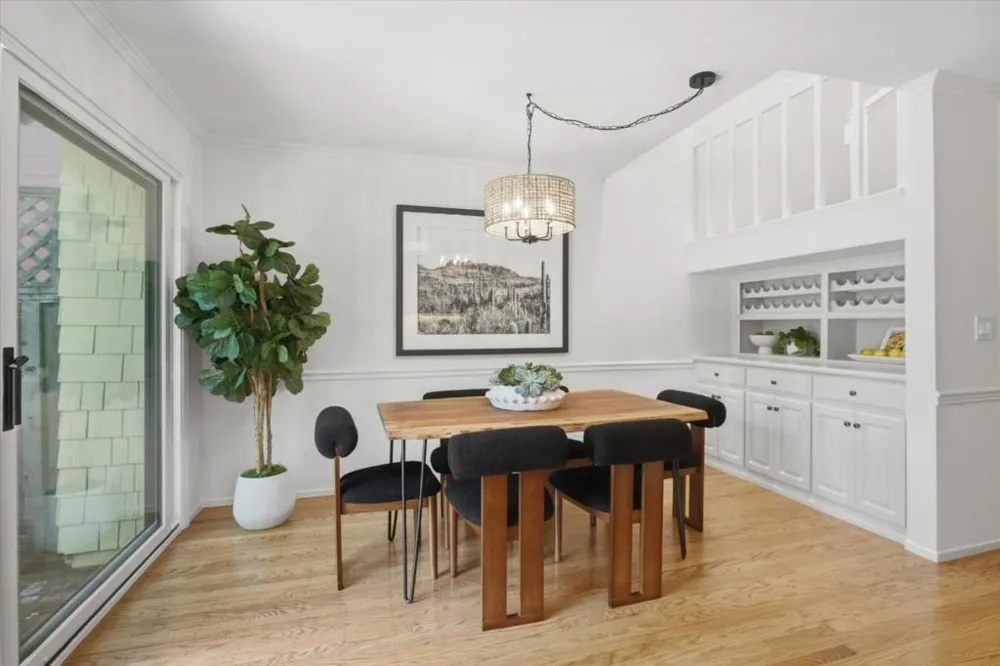 755 Ramona Street Palo Alto, CA 94301