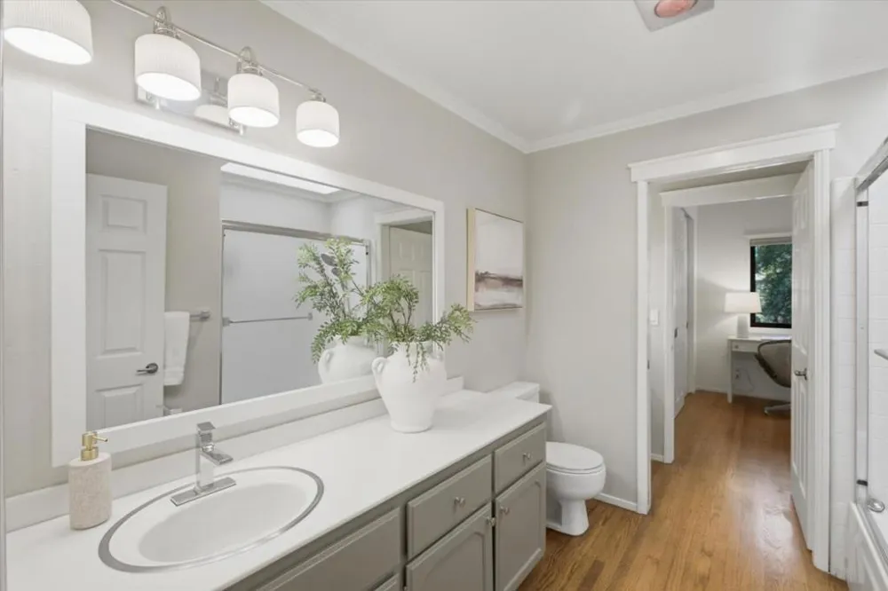 755 Ramona Street Palo Alto, CA 94301