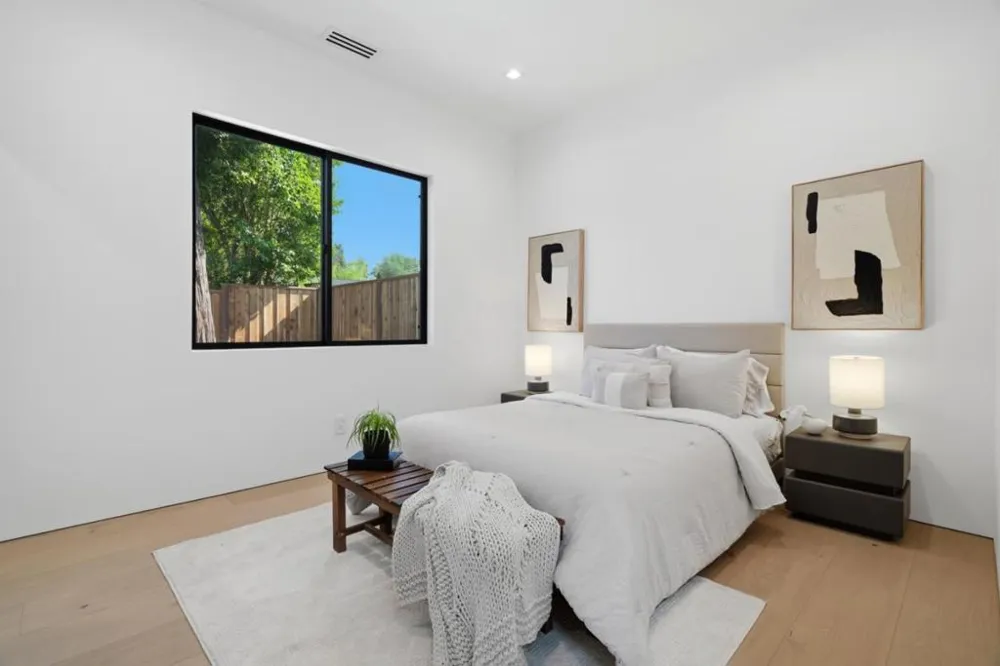 261 Stanford Avenue Menlo Park, CA 94025