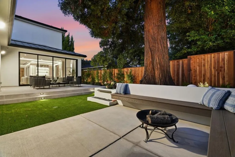 261 Stanford Avenue Menlo Park, CA 94025
