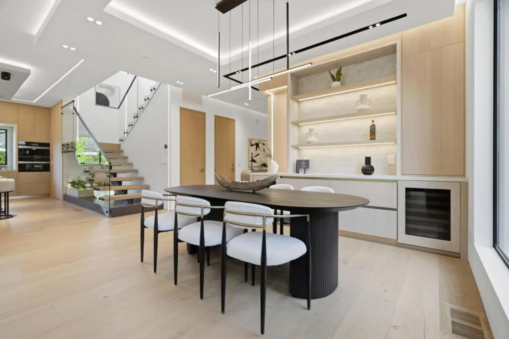 261 Stanford Avenue Menlo Park, CA 94025