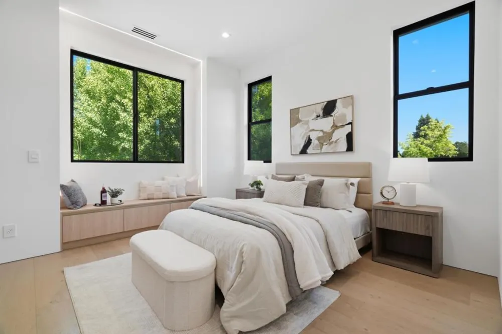 261 Stanford Avenue Menlo Park, CA 94025