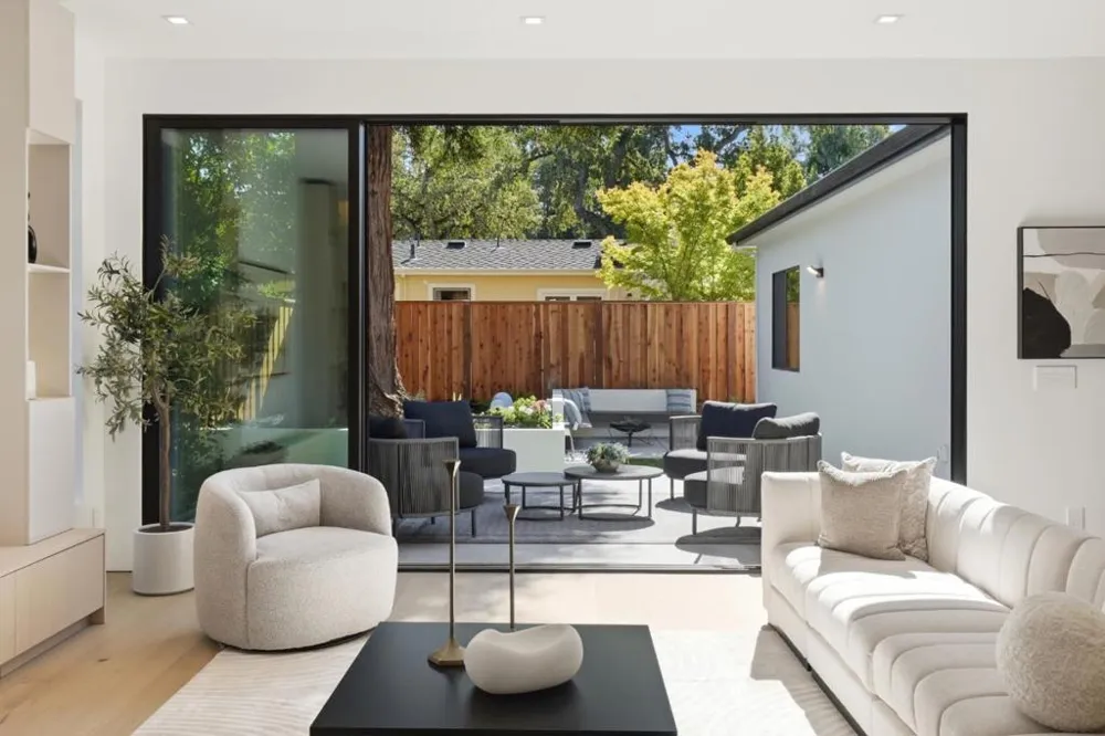 261 Stanford Avenue Menlo Park, CA 94025