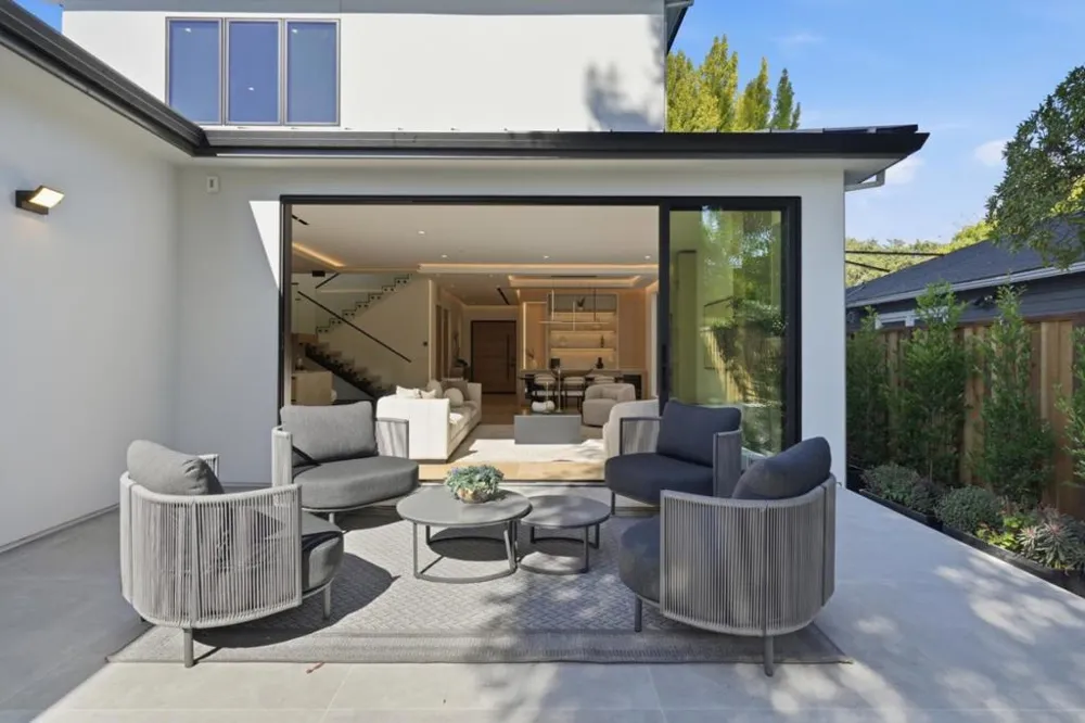 261 Stanford Avenue Menlo Park, CA 94025