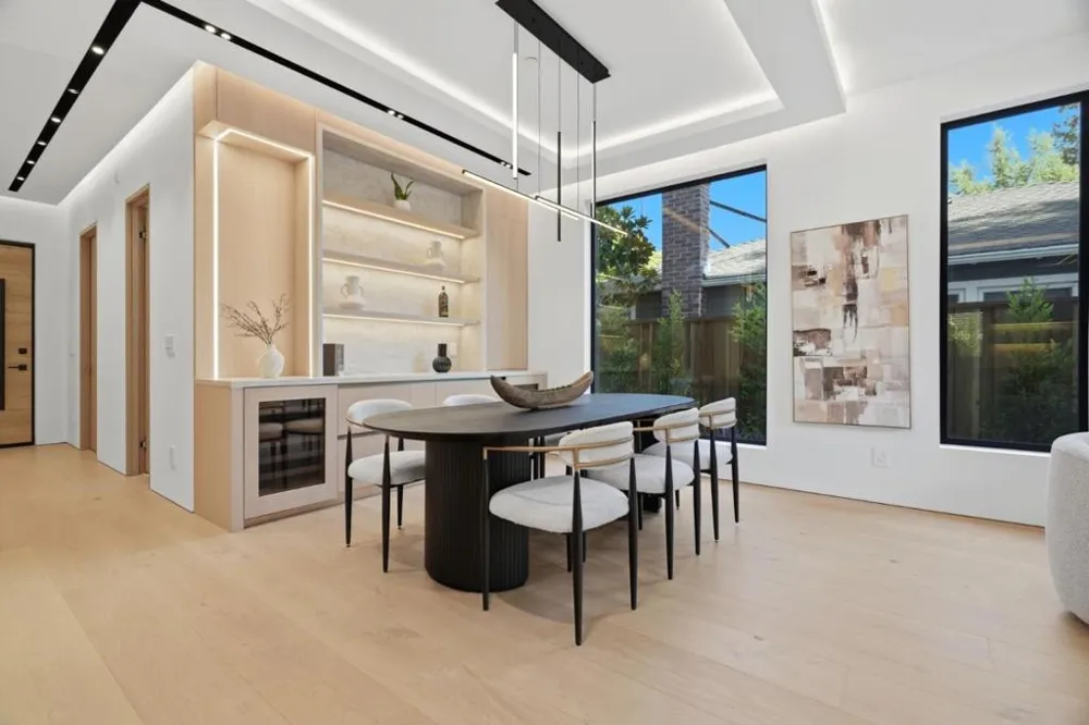 261 Stanford Avenue Menlo Park, CA 94025