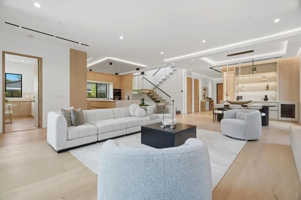 261 Stanford Avenue Menlo Park, CA 94025