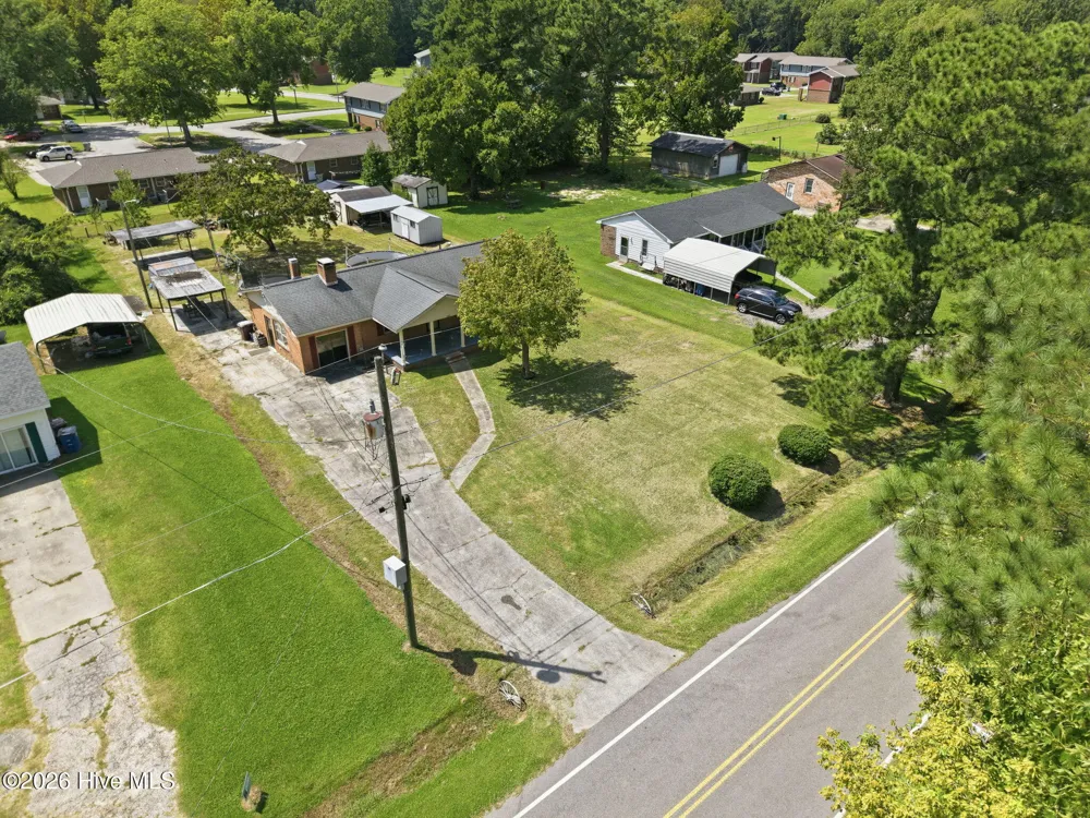 1326 Roosevelt Avenue Plymouth, NC 27962