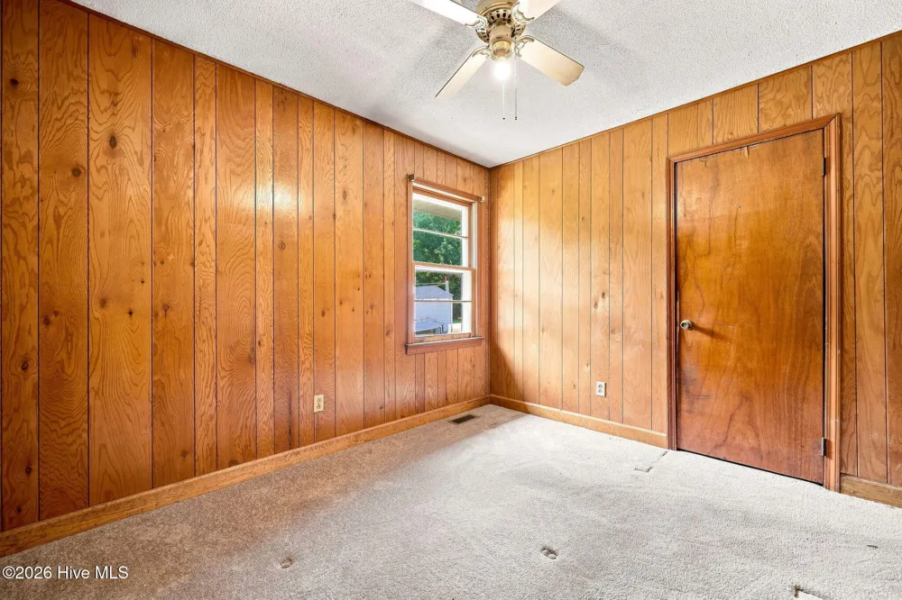 1326 Roosevelt Avenue Plymouth, NC 27962