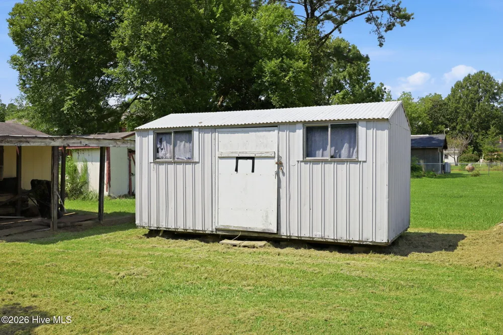 1326 Roosevelt Avenue Plymouth, NC 27962